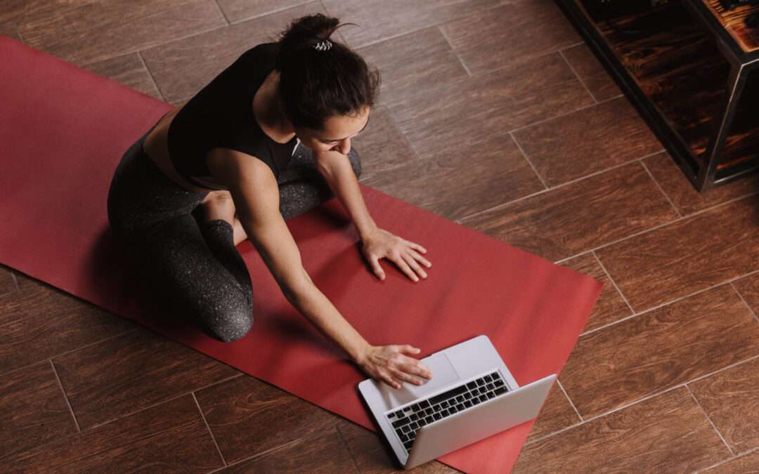 Diez canales perfectos para aprender Yoga online gratis