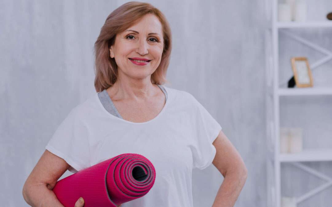 5 cosas que debes tener en cuenta antes de comenzar a practicar yoga si tienes una lesión o condición médica.